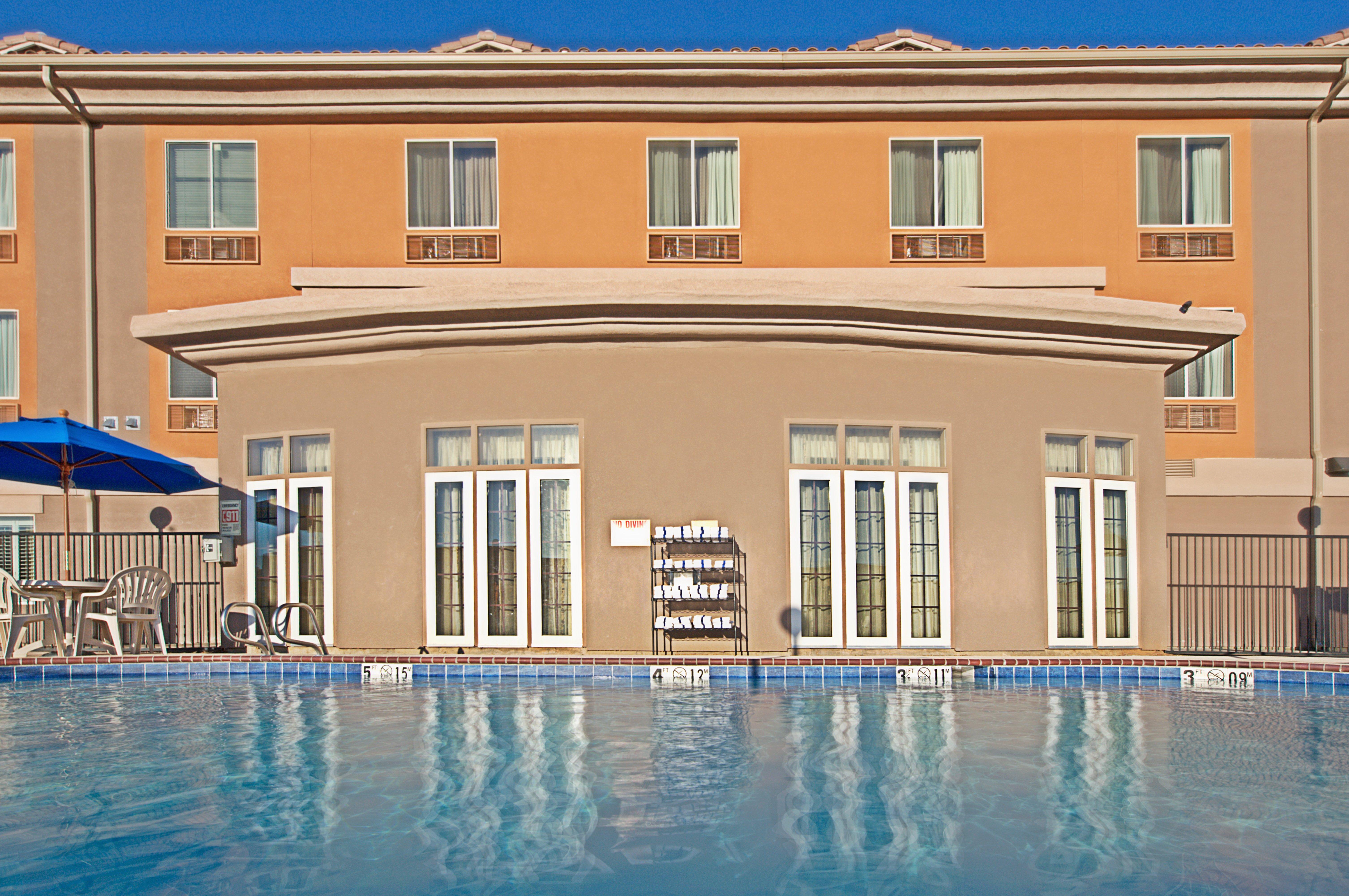 Holiday Inn Express & Suites Tucson By Ihg Exterior foto